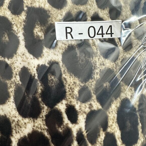 Michael Kors Women’s Animal Leopard Print Brown Black Long Sleeve Top Size 4X - Picture 10 of 10